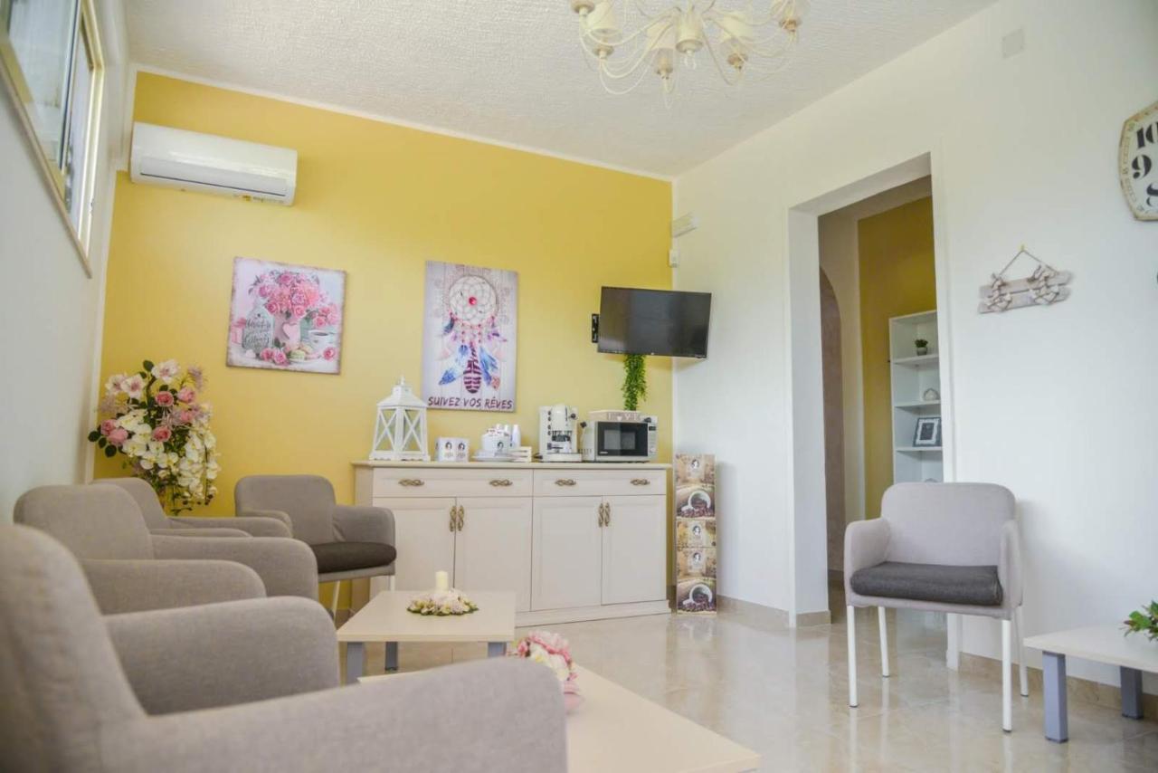 Villa Milla Monacizzo Екстер'єр фото